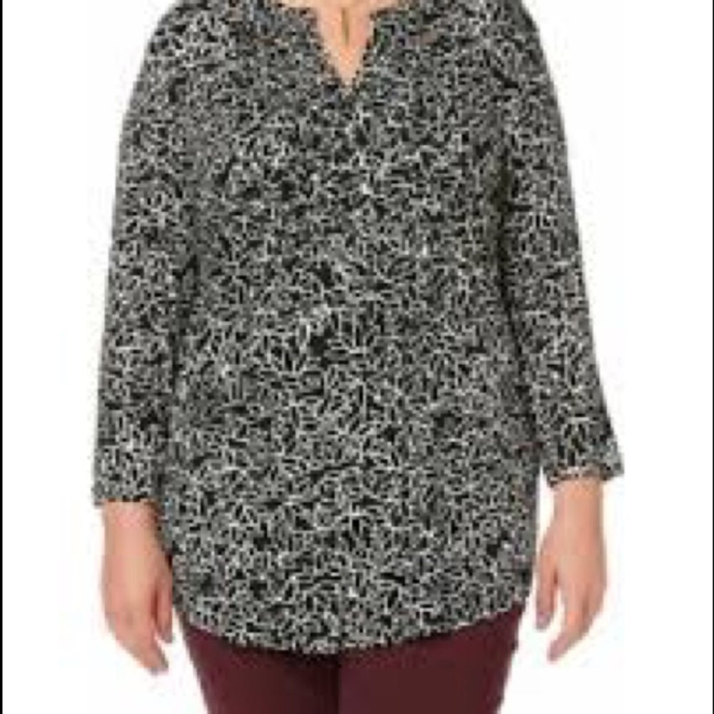 Women’s Plus Black Ground Floral Top